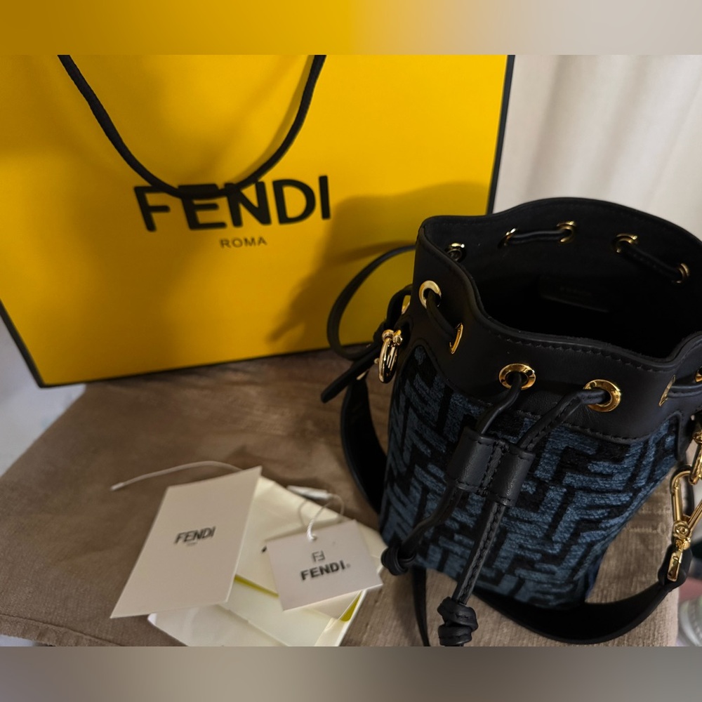 Mon Tresor
Dark blue FF chenille mini-bag
